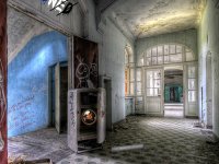 365 Abandoned Building Escape