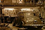 Old Big Garage Escape
