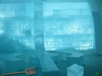 Ice Castle Escape