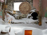 Abandoned Snow House Escape