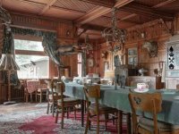 Dropped Chateau Restaurant Escape