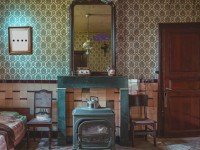 Old Dorm Room Escape