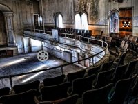Abandoned Halloween Theatre Escape