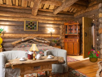 Grandpa Wooden House Escape