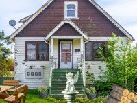 Abandoned House Abducted Girl Escape